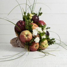 Букет из фруктов и цветов "Оазис"