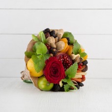 Букет из фруктов и цветов "Восточный комплимент"