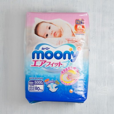Подгузники NB Moony (0-5 кг), 90 шт.