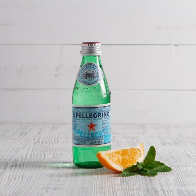 Вода S.Pellegrino газированная, стекло 0,25л