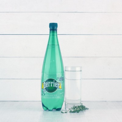 Вода Perrier газированная, пластик, 1л